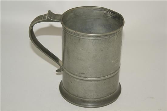 Crimean War Interest: A large 19th century pewter tankard, 6.5in.